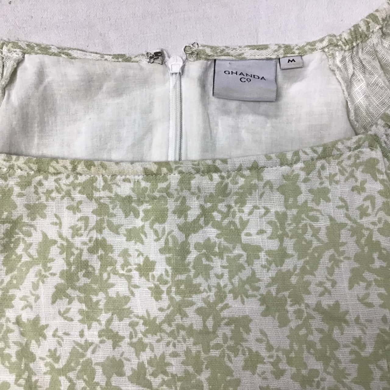 Ghanda Co. Womens Size M White / Pale Green Floral Short Sleeve Dress (s) - Used As New | Salvos Stores Ghanda Co. Womens Size M White / Pale Green Floral Short Sleeve Dress (s) - Used As New | Salvos Stores