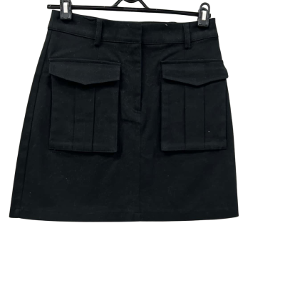 DECJUBA BLACK SKIRT. SIZE S
