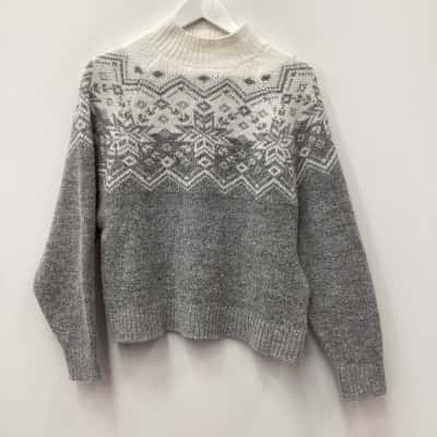 Size SOld Navy Womens  Jumper Cream / Grey 