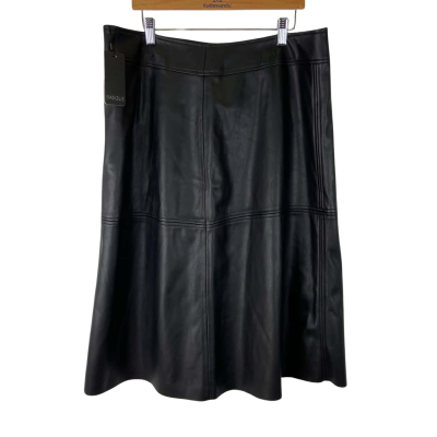 Basque Etched in Time Black Leather Look Skirt – Size 16