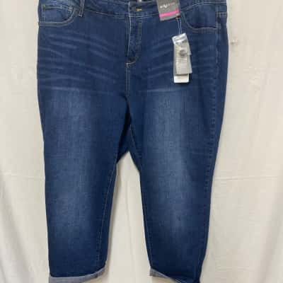  Women’s Blue Jeans