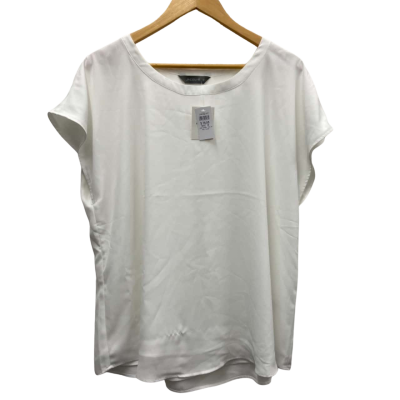 Jacqui-E Size 18 Short Sleeve Top White RRP $79.95