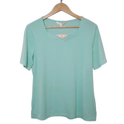Noni B Womens  Size M Green Short Sleeve Top 