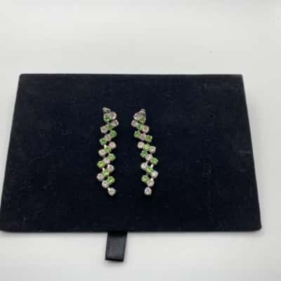  Womens Earrings Green / Silver / White 