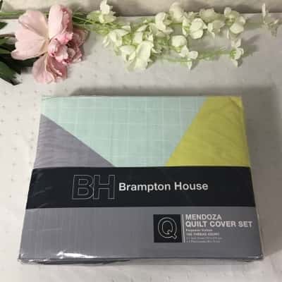 Brampton House "Mendoza" Pattern 180 TC Queen Size Quilt Cover Set (new)
