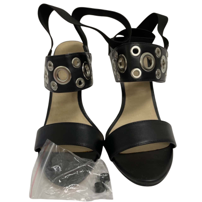  Womens Lavish Size 8.5 Heels Black  