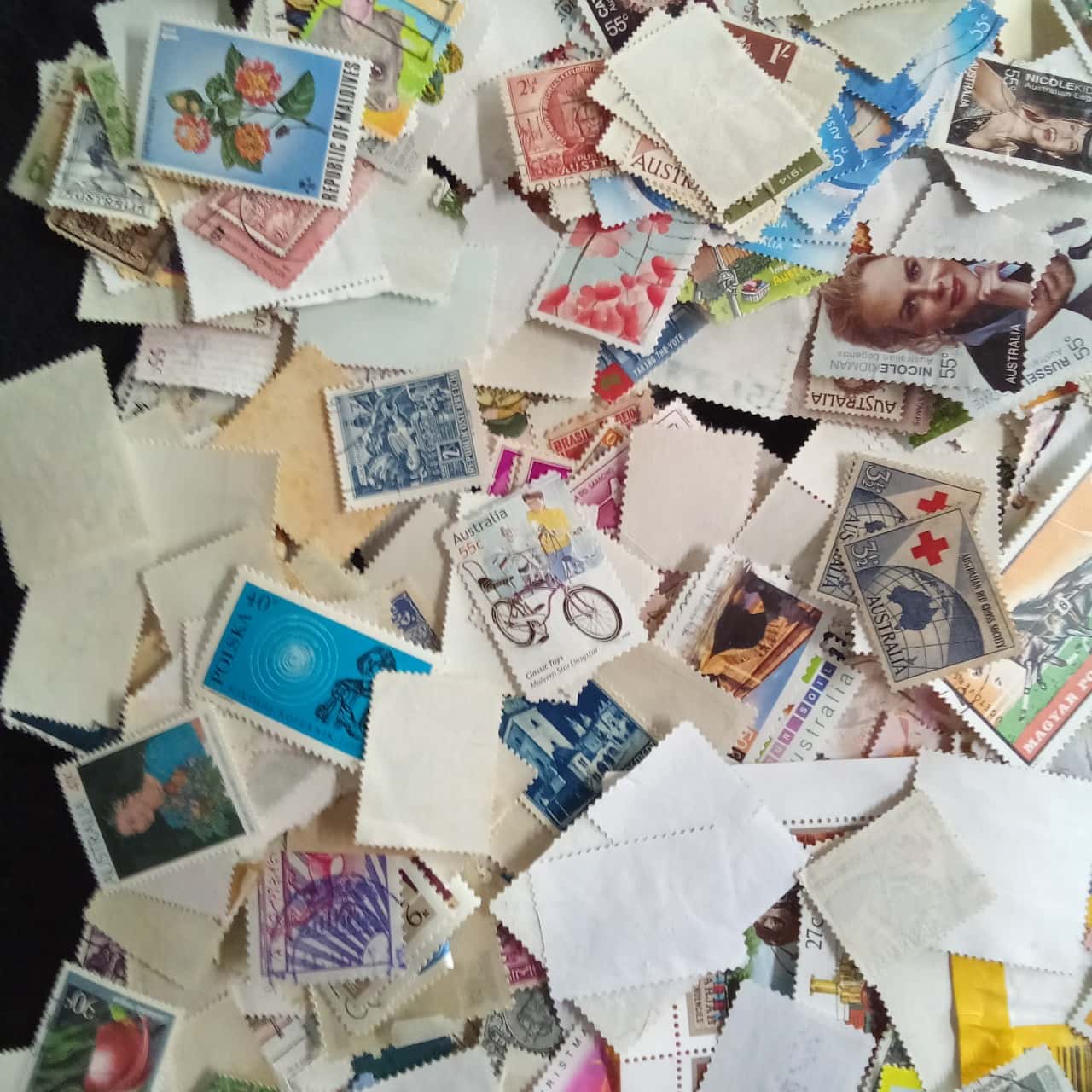 250 Grams Of Mixed World And Australian Stamps Off Paper So The Weight