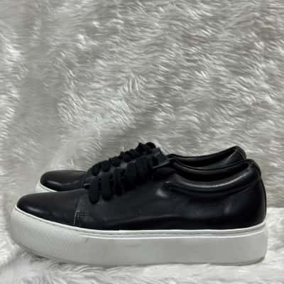  Womens Ugg Ausnow Sneakers Size 38
