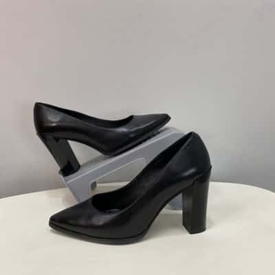 Jo Mercer Womens  Size 7 / 7.5 Black Leather Pumps
