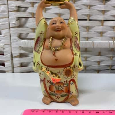 Buda statue