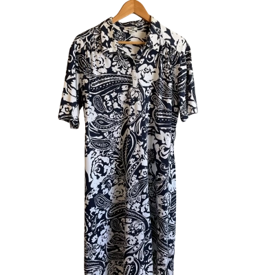  “Damart”-Womens Dresss- Size 18 Blue / Pattern / White 