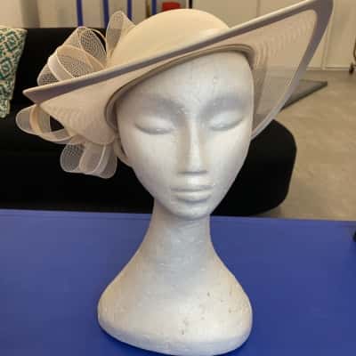 Womens Light Cream Fascinator Hat