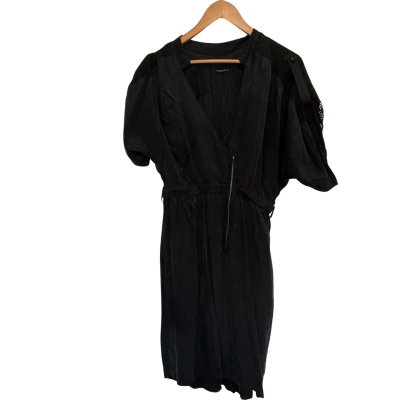 Ginger & Smart Womens  Size M Black  