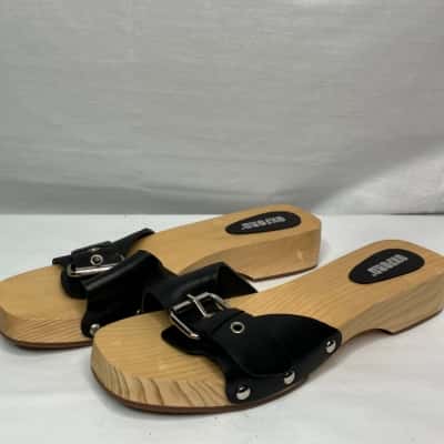 Never been worn Oxford Womens  Size 40 Sandals
