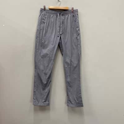 Tommy Hilfiger Mens  Size M Cargo Pants Grey 