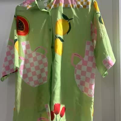 By Frankie Women’s Top Size Large