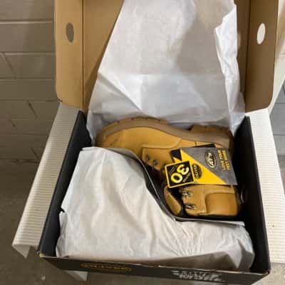 BNWT Mens work Boots 