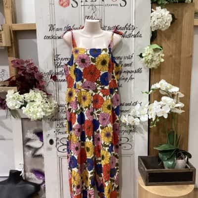 Princess Highway Brand! THE PERFECT FLORAL PATTERNED OVERSIZED OVERALLS!! 55% LINEN 45% COTTON BLEND! Womens  Size 16 Overalls / Wide Leg Jumpsuit Beige / Floral / Multicoloured / Pattern 