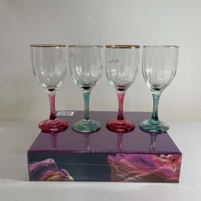 Lines Quattro Wine Glasses x 4