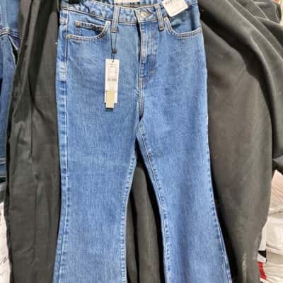Topshop Womens  Size 6 Bootcut Jeans Blue 
