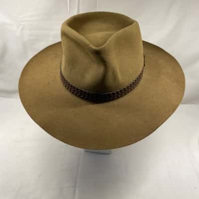 Akubra Mens  Size 55 Hat Green 