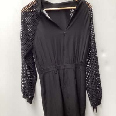 Maurie & Eve Womens  long sleeve  Size 10 Black dress