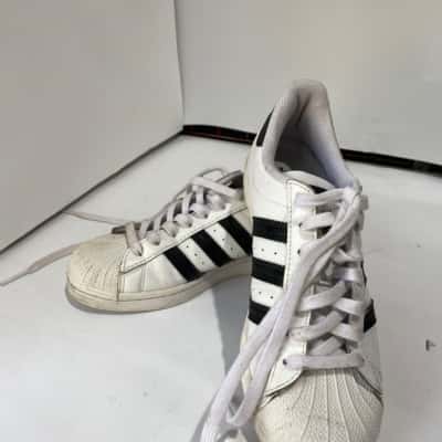 Adidas Womens White Sneakers size 7 US 