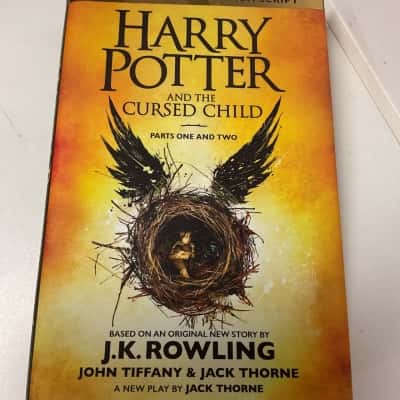 Harry Potter And the cursed child special rehearsal edition book