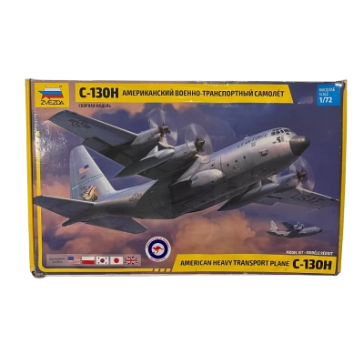 Zvezda C-130H Hercules 1/72 scale model kit. Military transport aircraft. 