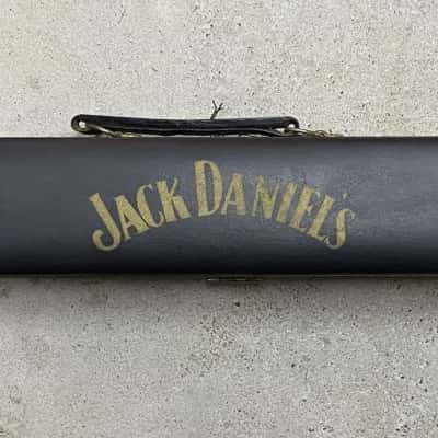 Barracuda snooker cue, made in England