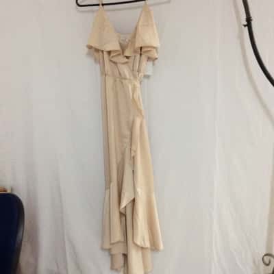 CHANCERY Womens  Size 6 Wrap Dress Champagne 