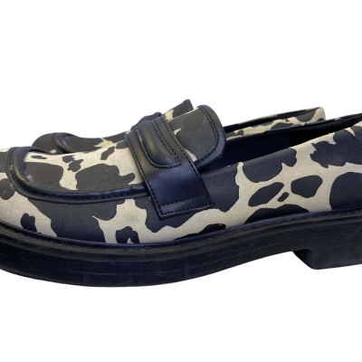 Charles & Keith Womens Shoes Size 40 Animal print / Black  / White 