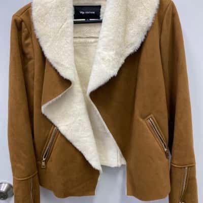  Womens  Size 10 Fleece Jacket Other 