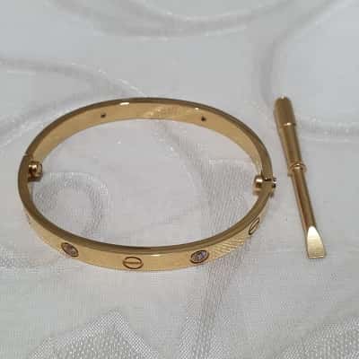 Oval Shape Love Bracelet with Screwdriver
