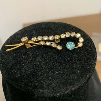 Womens 1940's Vintage Costume Brooch 