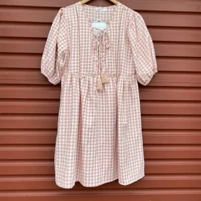  Esther & Co Womens Size 10 Soft Pink/White Ginham Mini dress. 