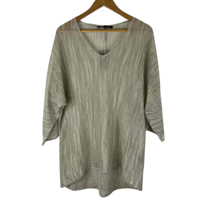 Maggie T Gold Sweater – Women’s Size 1