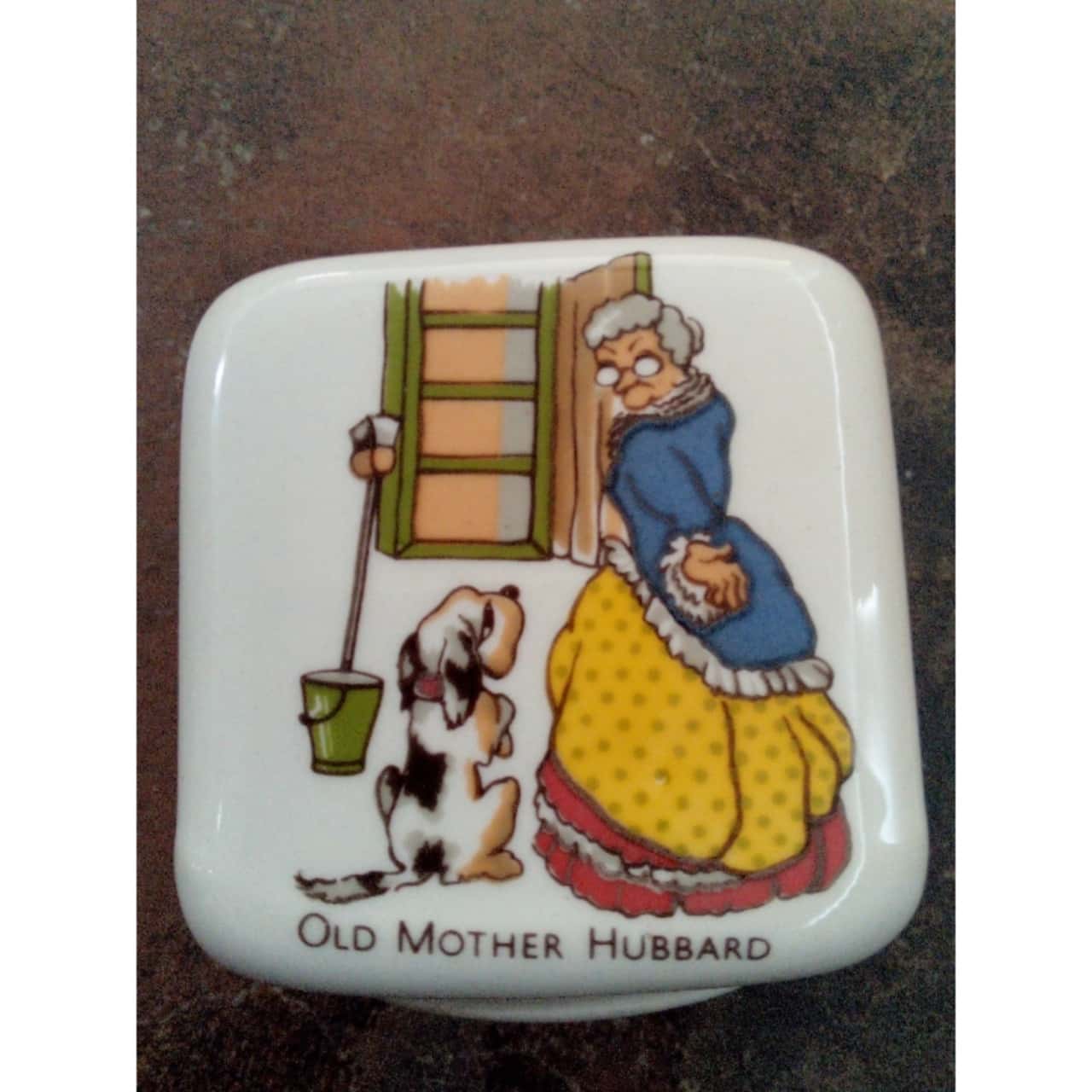 Vintage Potpourri Nursery Rhyme Cube(s)