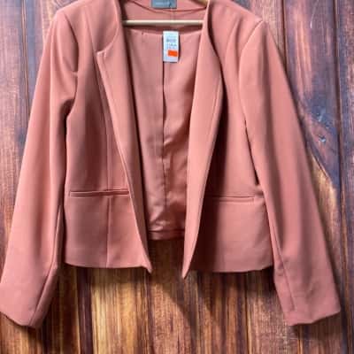 Jacqui-E  Size 16 Blazer blush colour new 