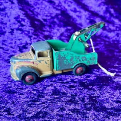 Dinky Toys Commer 430 Breakdown Lorry-Collectors Delight