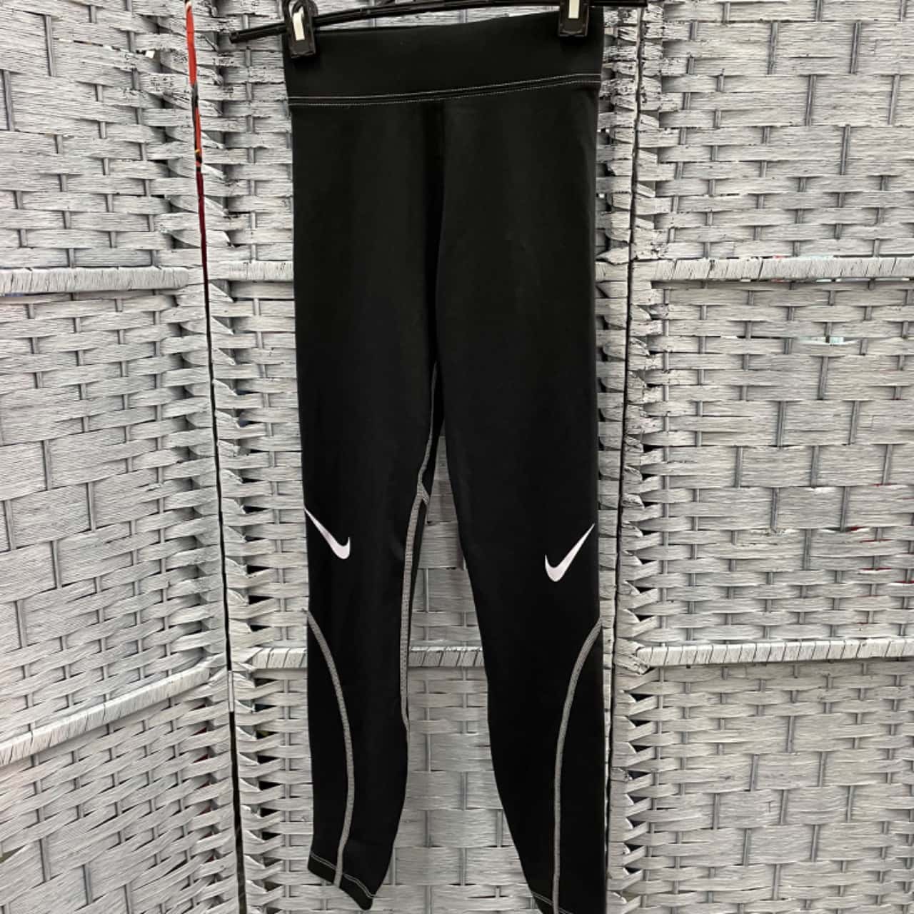 Nike Womens Size XS Black Leggings