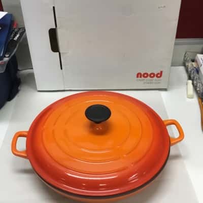 Nood Orange Croft Cast Iron Paella Pan - BNWT - $RRP199.99
