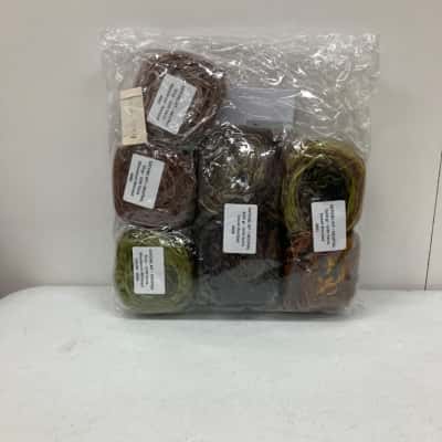Urth Yarns Scrap Buster Satchel Kit NEW
