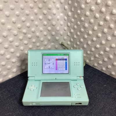 Nintendo DS lite - Teal green with 2x Games