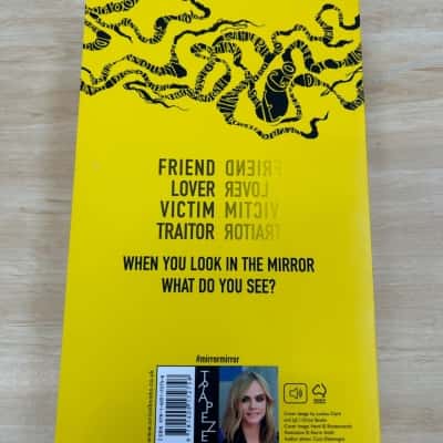 Mirror Mirror, Cara Delevingne 