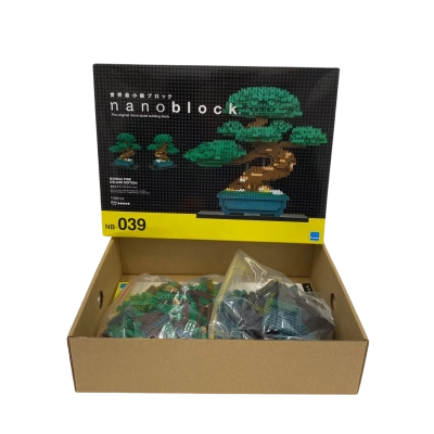 Nano Blocks 1130 Piece Puzzle - Bonsai Pine Deluxe Edition 