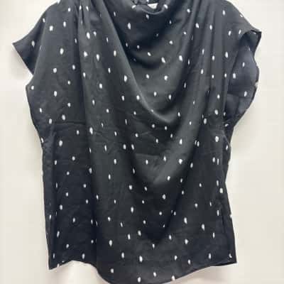 Veronika Maine Womens  Size 12 Short Sleeve Shirt Black  