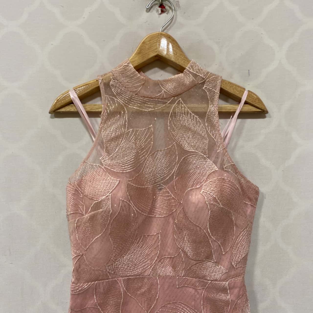 Bariano Womens Size 10 Pink & Gold Halter Neck Fishtail Dress, BNWT(s) - New With Tags | Salvos Stores Bariano Womens Size 10 Pink & Gold Halter Neck Fishtail Dress, BNWT(s) - New With Tags | Salvos Stores