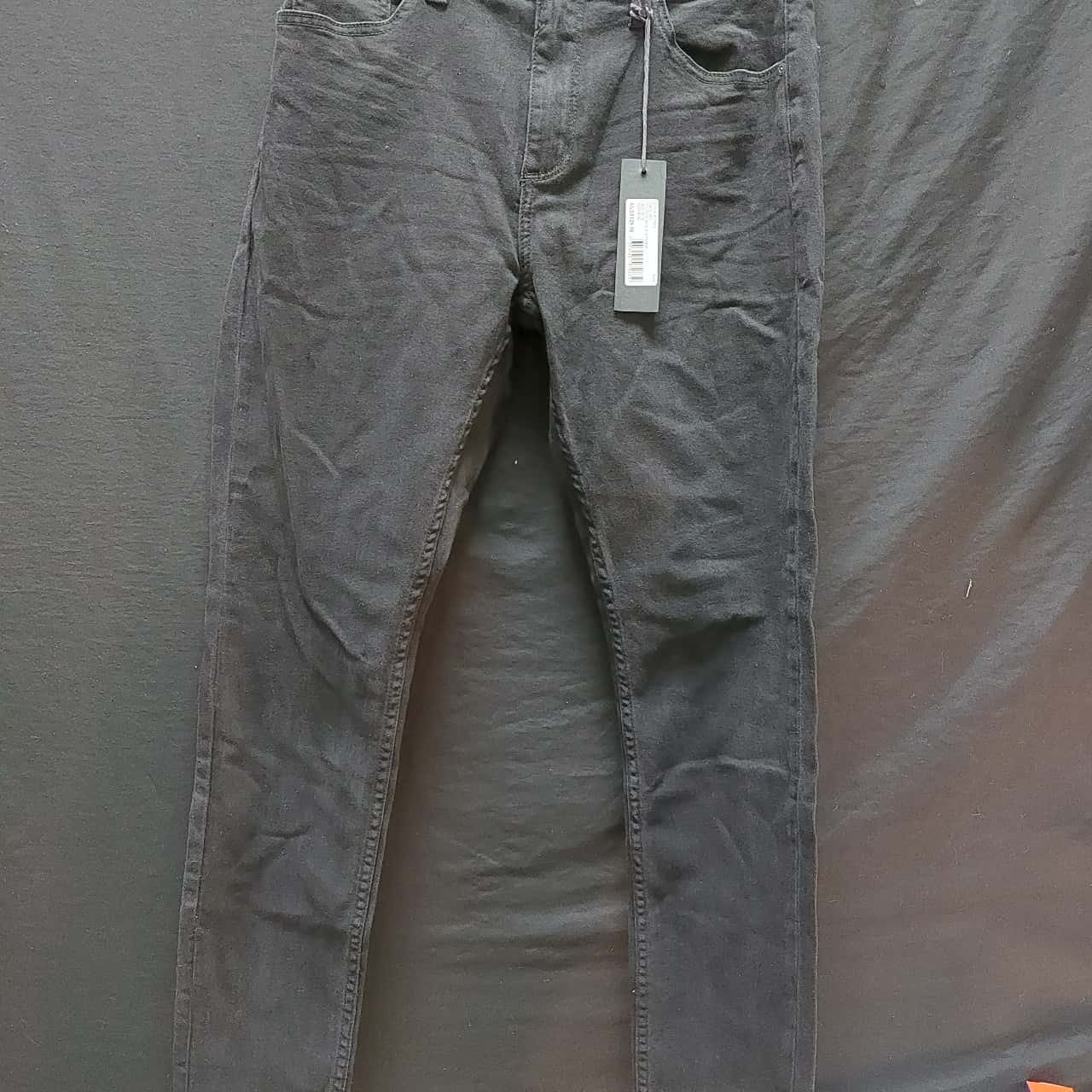 Rollas Mens Size 32 Slim Black Jean