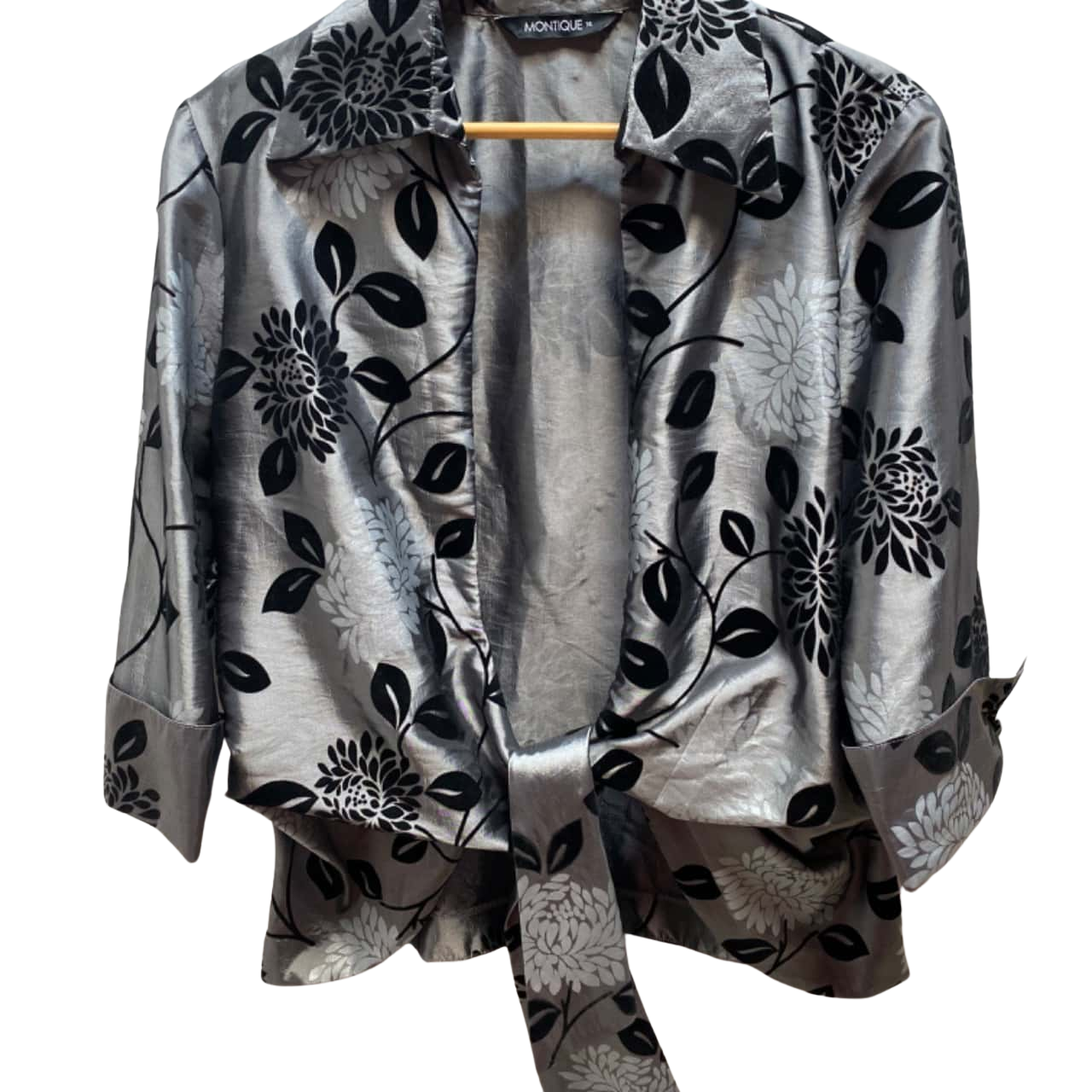 Montique Womens Silver Black Top